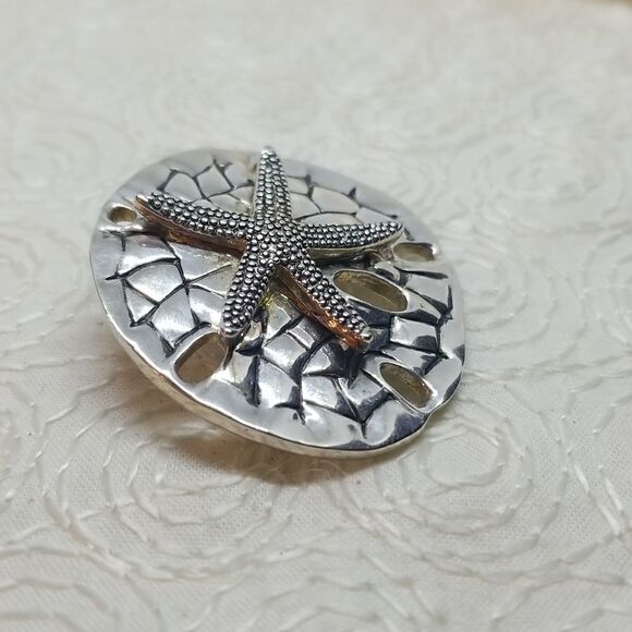 MJ Starfish Sand Dollar Brooch Pin Pendant Silver Cutout 1 3/4in - Picture 3 of 9